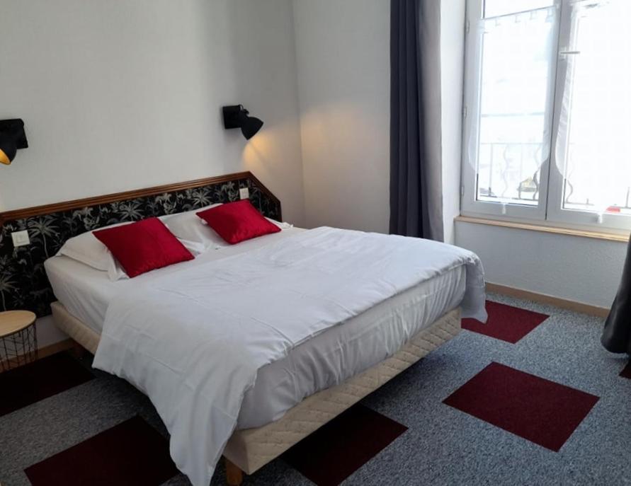 Hotel Les Deux Porches Verrieres  Екстериор снимка