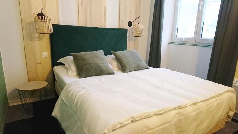 Hotel Les Deux Porches Verrieres  Екстериор снимка