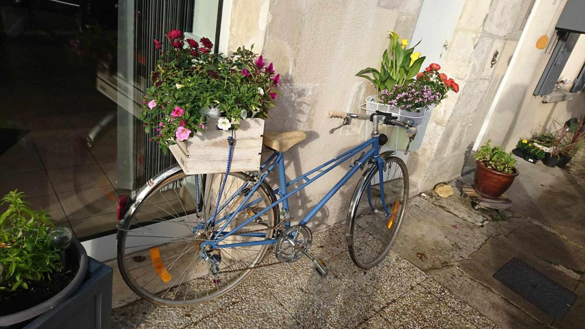 Hotel Les Deux Porches Verrieres  Екстериор снимка