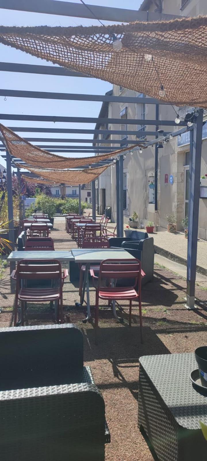 Hotel Les Deux Porches Verrieres  Екстериор снимка